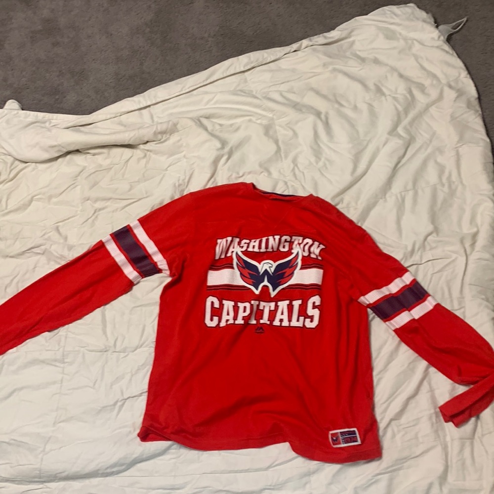 Washington capitals t-shirt